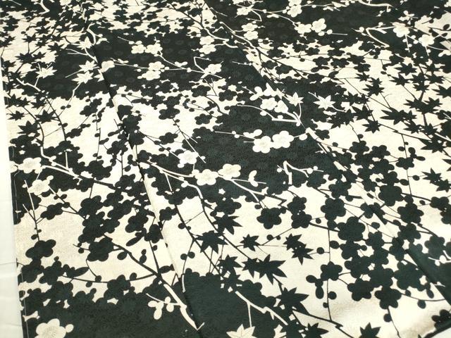 平和屋着物●上質な小紋　枝梅に楓　草花シルエット　黒地　正絹　逸品　未使用　DABC3447az
