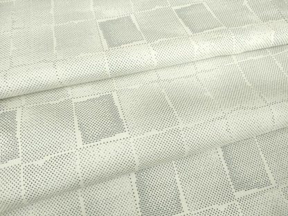 平和屋着物●本場大島紬　白大島　9マルキ　変わり格子　正絹　逸品　DABC3517az