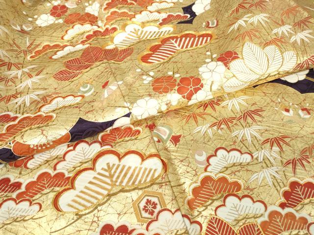 平和屋着物●豪華振袖　駒刺繍　雲取り吉祥花文　松竹梅　金彩　正絹　逸品　DABC3519az