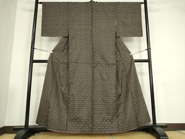 平和屋着物●本場大島紬　龍郷絣　秋名バラ　反端付き　正絹　逸品　DABC3534az
