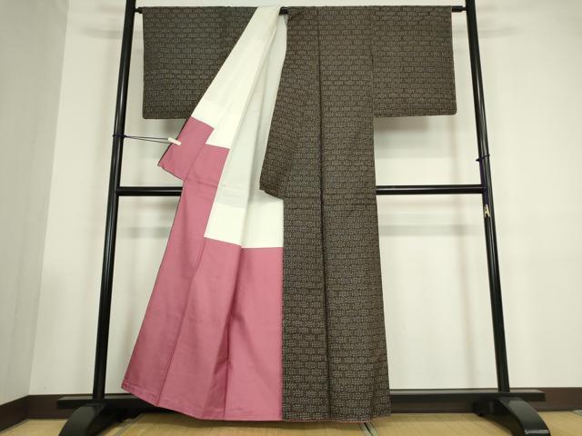 平和屋着物●本場大島紬　龍郷絣　秋名バラ　反端付き　正絹　逸品　DABC3534az