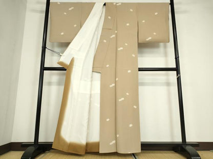 平和屋着物●上質な小紋　ぽっくり下駄　舞花文　正絹　逸品　DABC3551az