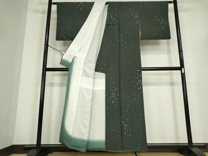 平和屋着物●上質な小紋　松皮菱舞桜文　黒地　正絹　逸品　DABC3552az