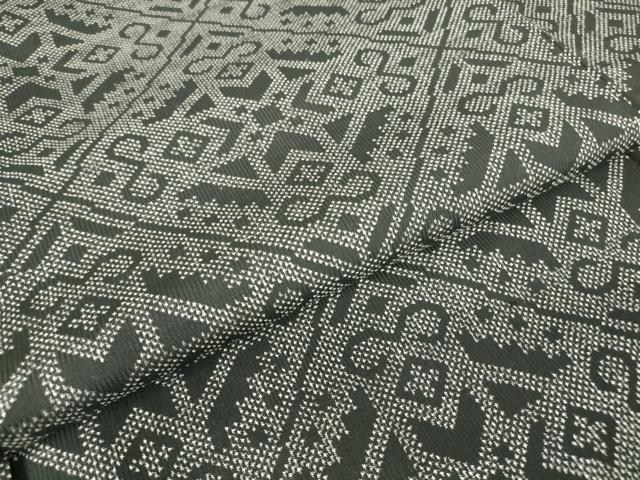 平和屋着物●本場大島紬　7マルキ　幾何学文　正絹　逸品　DABC3617az