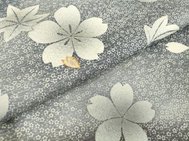 平和屋着物●訪問着　駒刺繍　楓に舞桜　暈し染め　金彩　正絹　逸品　DABC3630az