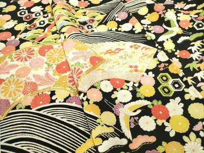 平和屋着物●訪問着　駒刺繍　地紙飛鶴花文　鬼しぼ縮緬　黒地　金彩　正絹　逸品　DABC3632az