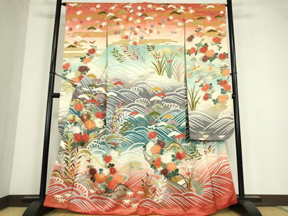 平和屋着物●豪華振袖　駒刺繍　水辺風景花文　金彩　正絹　逸品　DABC3642az