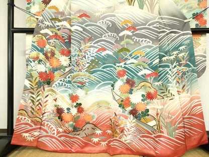 平和屋着物●豪華振袖　駒刺繍　水辺風景花文　金彩　正絹　逸品　DABC3642az