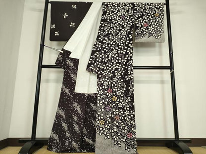 平和屋着物●訪問着　作家物　枝花文　黒地　正絹　逸品　DABC3673az