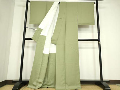 平和屋着物●上質な色無地　作家物　菊地紋　柳色　正絹　逸品　DABC3761az