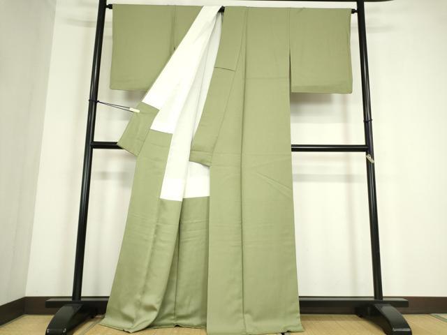 平和屋着物●上質な色無地　作家物　菊地紋　柳色　正絹　逸品　DABC3761az