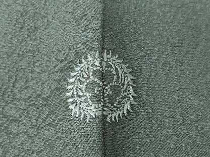 平和屋着物●上質な色無地　舞花地紋　錆鉄御納戸色　正絹　逸品　未使用　DABC3767az