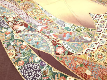平和屋着物●豪華振袖　駒刺繍　束ね熨斗正倉院更紗花文　暈し染め　金彩　正絹　逸品　DABC3779az