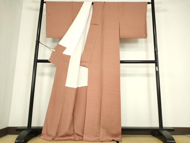平和屋着物●上質な色無地　宗伝唐茶色　正絹　逸品　DABC3782az 平和屋着物○上質な色無地 宗伝唐茶色 正絹 逸品 DABC3782az