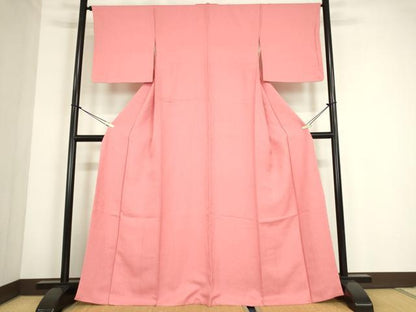 平和屋着物●上質な色無地　霞地紋　甚三紅色　正絹　逸品　DABC3789az