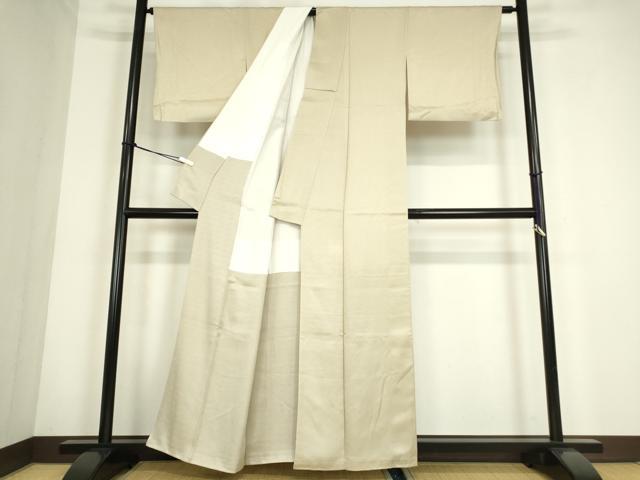 平和屋着物●上質な色無地　紗綾型地紋　練色　正絹　逸品　DABC3795az
