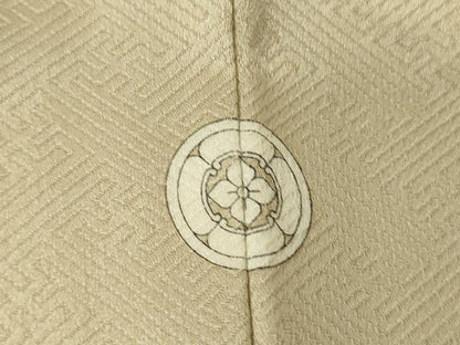 平和屋着物●上質な色無地　紗綾型地紋　練色　正絹　逸品　DABC3795az