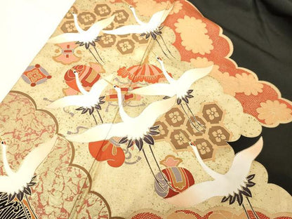 平和屋着物■豪華黒留袖　駒刺繍　雲取り飛鶴宝尽くし花文　金彩　正絹　逸品　DABC4765cd