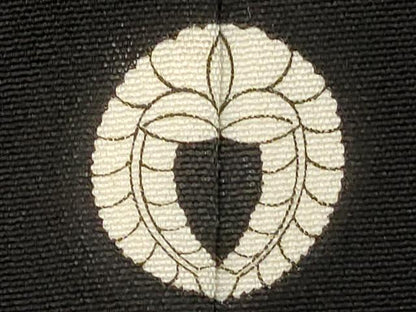 平和屋着物■豪華黒留袖　駒刺繍　雲取り飛鶴宝尽くし花文　金彩　正絹　逸品　DABC4765cd