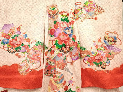 平和屋着物[]七五三　女の子　３歳　祝着　三つ身　駒刺繍　絞り　鞠扇面花車文　金彩　逸品　DABC5003ma