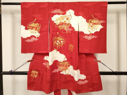 平和屋着物[]お宮参り　女の子　祝着　産着　初着　のしめ　駒刺繍　絞り　糸車花文　逸品　DABC5022ma