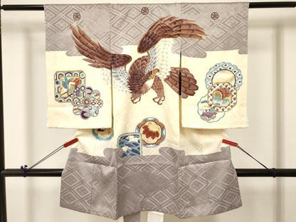 平和屋着物[]お宮参り　男の子　祝着　産着　初着　のしめ　駒刺繍　鷹　鷲　立波風景絵皿文　逸品　DABC5046ma