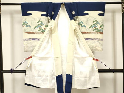 平和屋着物[]お宮参り　男の子　祝着　産着　初着　のしめ　鷹　鷲　鯉　立波絵巻花松文　暈し染め　金銀彩　逸品　DABC5049ma