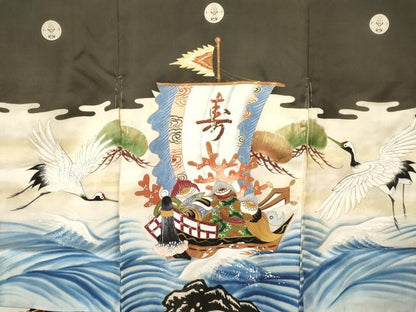 平和屋着物[]お宮参り　男の子　祝着　産着　初着　のしめ　肌襦袢付き　駒刺繍　宝船　立波飛鶴文　暈し染め　金彩　逸品　DABC5060ma