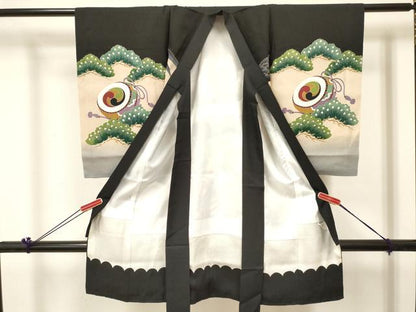 平和屋着物[]お宮参り　男の子　祝着　産着　初着　のしめ　鷹　鷲　龍　兜　束ね熨斗松文　暈し染め　金彩　逸品　DABC5065ma