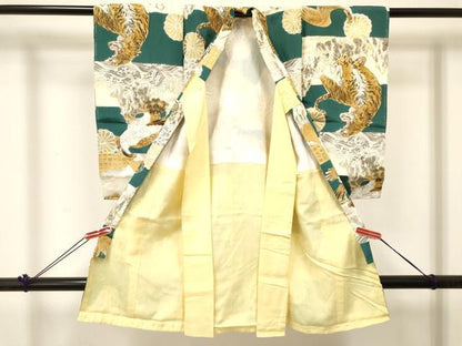 平和屋着物[]お宮参り　男の子　祝着　産着　初着　のしめ　虎　寅　鷹　鷲　風景文　金彩　逸品　DABC5067ma