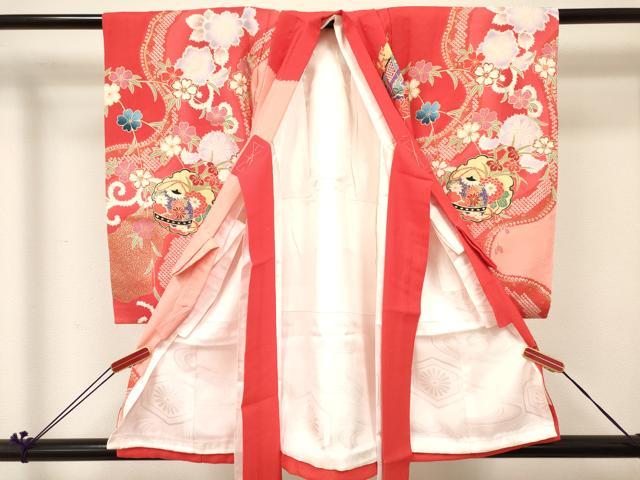 平和屋着物[]お宮参り　女の子　祝着　産着　初着　のしめ　雪輪御所車花文　金彩　逸品　DABC5075ma