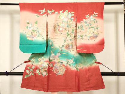 平和屋着物[]七五三　女の子　３歳　祝着　三つ身　長襦袢(袷)セット　糸車花文　暈し染め　金銀彩　金通し地　箱付き　逸品　DABC5104ma