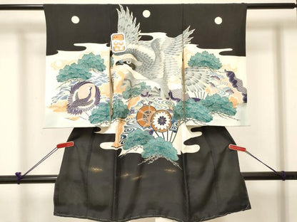 平和屋着物[]お宮参り　男の子　祝着　産着　初着　のしめ　駒刺繍　鷹　鷲　扇面鼓花松文　金彩　箱付き　逸品　未使用　DABC5109ma