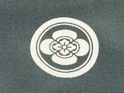 平和屋着物[]男の子　子供　着物　鷹　鷲　龍　兜　松文　暈し染め　金銀彩　逸品　DABC5121ma