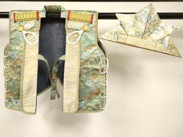 平和屋着物[]男の子　陣羽織・金襴兜セット　端午の節句　こどもの日　吉祥花文　金銀糸　DABC5144ma