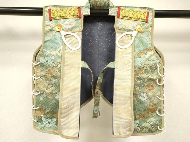 平和屋着物[]男の子　陣羽織・金襴兜セット　端午の節句　こどもの日　吉祥花文　金銀糸　DABC5144ma