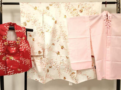 平和屋着物[]七五三　女の子　３歳　祝着　三つ身　長襦袢(単衣・半衿刺繍)・被布セット　鞠花蝶文　金彩　逸品　DABC5174ma