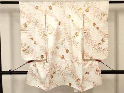 平和屋着物[]七五三　女の子　３歳　祝着　三つ身　長襦袢(単衣・半衿刺繍)・被布セット　鞠花蝶文　金彩　逸品　DABC5174ma