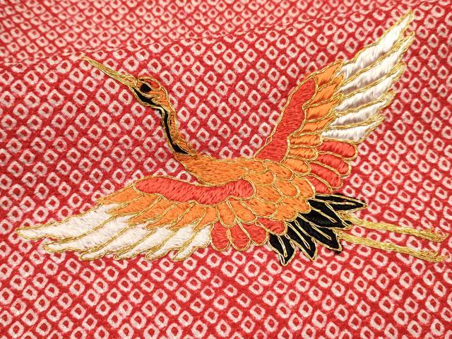平和屋着物[]七五三 女の子 ７歳 祝着 四つ身 襦袢(無双仕立て・半衿刺繍)セット 駒刺繍 絞り 群れ鶴 逸品 DABC5182ma