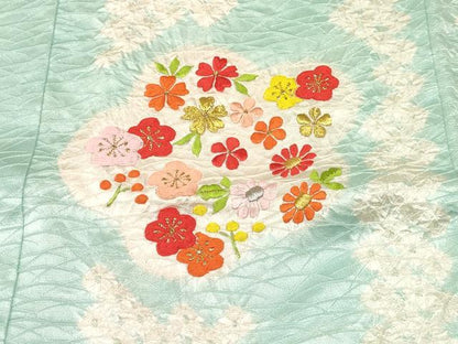 平和屋着物[]七五三　女の子　７歳　祝着　四つ身　長襦袢(無双仕立て・半衿刺繍)セット　刺繍　絞り　草花文　金銀糸　逸品　DABC5184ma