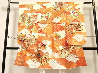 平和屋着物[]七五三　女の子　７歳　祝着　四つ身　襦袢付き　駒刺繍　鼓花文　金彩　逸品　DABC5203ma