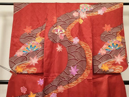 平和屋着物∵女の子　十三参り　子供　祝着　片輪車花蝶文　金彩　逸品　DABC5206ma