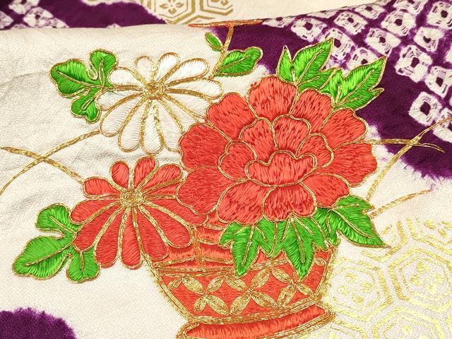 平和屋着物[]七五三 女の子 ７歳 祝着 四つ身 駒刺繍 絞り 陶器花文 金彩 逸品 DABC5217ma