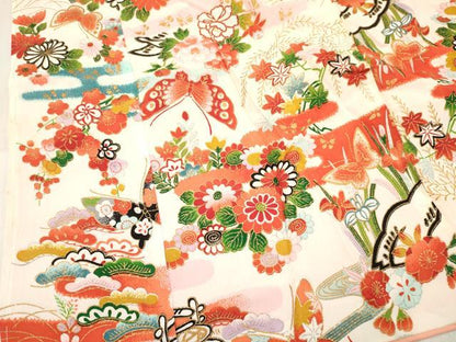 平和屋着物[]七五三 女の子 ７歳 祝着 四つ身 舞蝶文 金彩 DABC5223ma