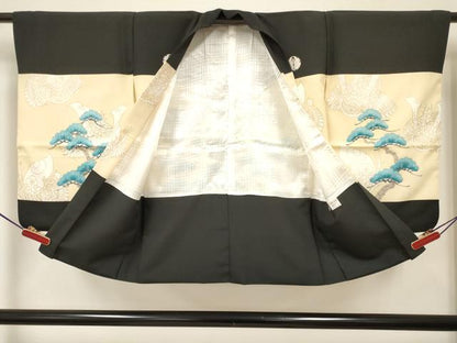 平和屋着物[]七五三 男の子 子供 羽織 駒刺繍 鷹 鷲 龍 兜 松文 金彩 DABC5242ma