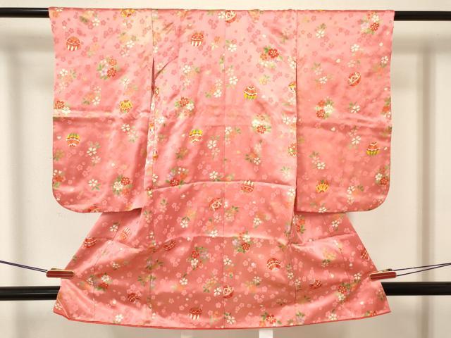 平和屋着物[]七五三　女の子　３歳　祝着　三つ身　長襦袢(無双仕立て・半衿刺繍)・被布セット　鞠花文　金彩　逸品　DABC5293ma