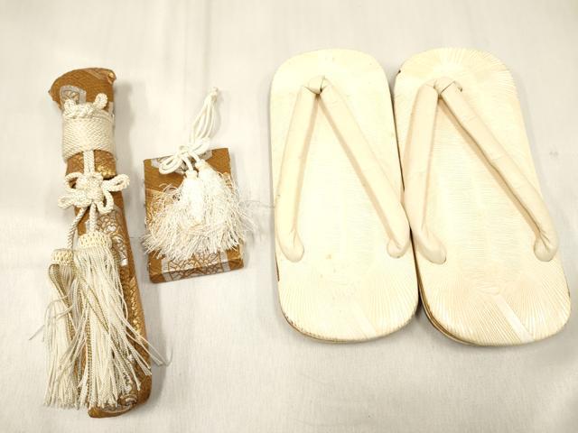 平和屋着物[]七五三　男の子　祝着・羽織・行灯袴・雪駄・小物セット　龍　兜　立波文　暈し染め　金彩　DABC5303ma