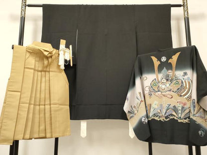 平和屋着物[]七五三　男の子　祝着・羽織・行灯袴・小物セット　兜松文　暈し染め　逸品　DABC5307ma