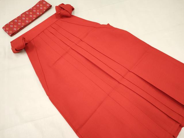 平和屋着物[]卒園式　女の子　子供　祝着・長襦袢(単衣・半衿刺繍)・行灯袴・帯セット　矢羽文　洗える着物　DABC5309ma