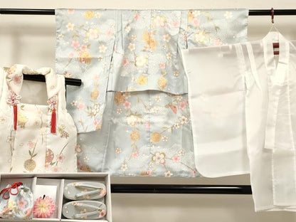 平和屋着物[]七五三　女の子　３歳　祝着　三つ身　長襦袢(単衣)・被布・草履・小物セット　鈴花文　金彩　箱付き　DABC5316ma